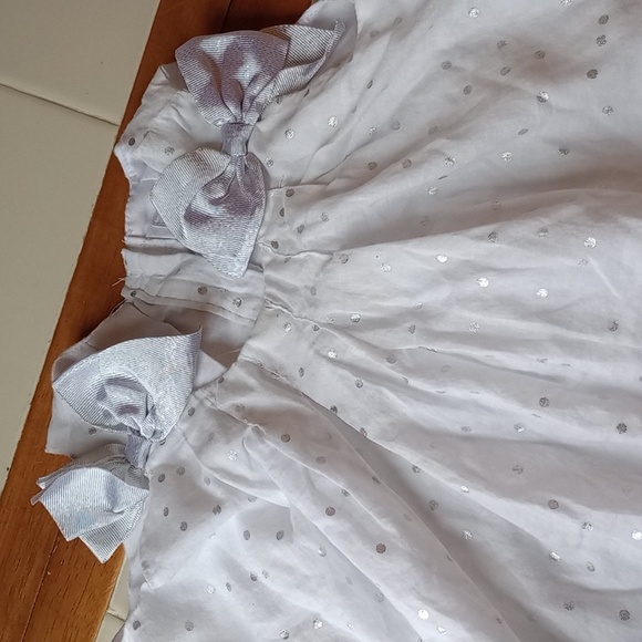 Silver and White 🤍 Lovely Girls Dress - Picture 2 of 6